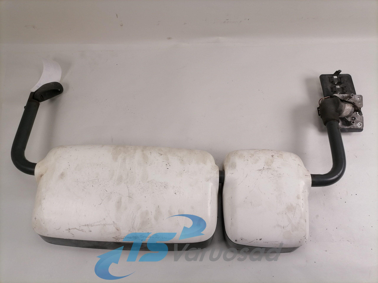 MAN Küljepeegel, parem 81637316560 - Gương chiếu hậu cho Xe tải: hình 2 MAN Küljepeegel, parem 81637316560 - Gương chiếu hậu cho Xe tải: hình 2