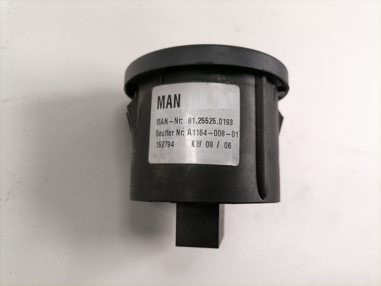 MAN Lüliti, esituled 81255250193 - Cabin cho Xe tải: hình 5 MAN Lüliti, esituled 81255250193 - Cabin cho Xe tải: hình 5