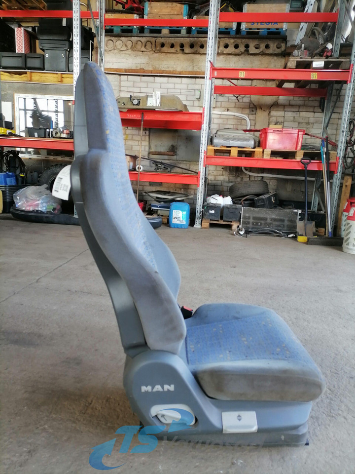MAN Passenger seat 81623016942 - Chỗ ngồi cho Xe tải: hình 3 MAN Passenger seat 81623016942 - Chỗ ngồi cho Xe tải: hình 3