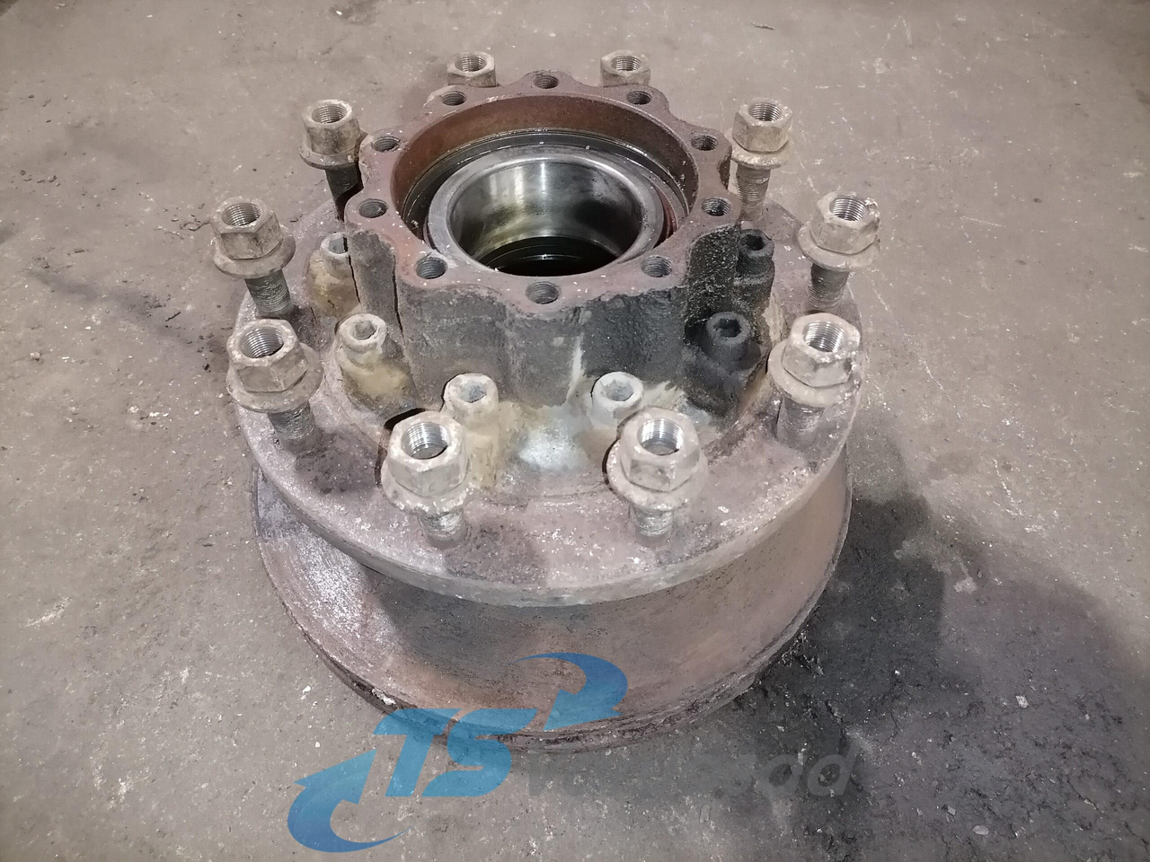 MAN Rear axel hub 81357010155 - Ổ bánh lái cho Xe tải: hình 1 MAN Rear axel hub 81357010155 - Ổ bánh lái cho Xe tải: hình 1