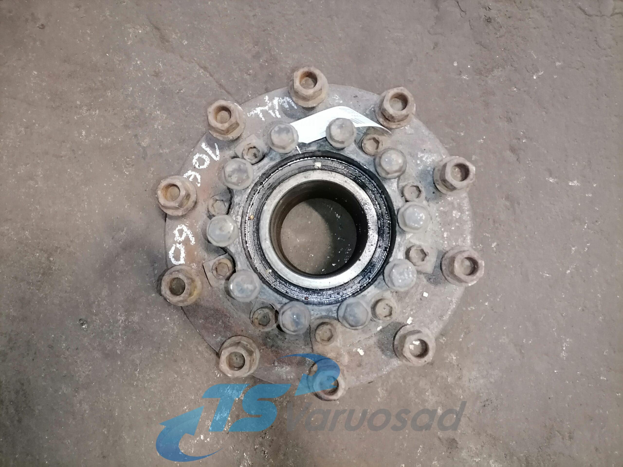 MAN Rear axel hub 81357010155 - Ổ bánh lái cho Xe tải: hình 3 MAN Rear axel hub 81357010155 - Ổ bánh lái cho Xe tải: hình 3
