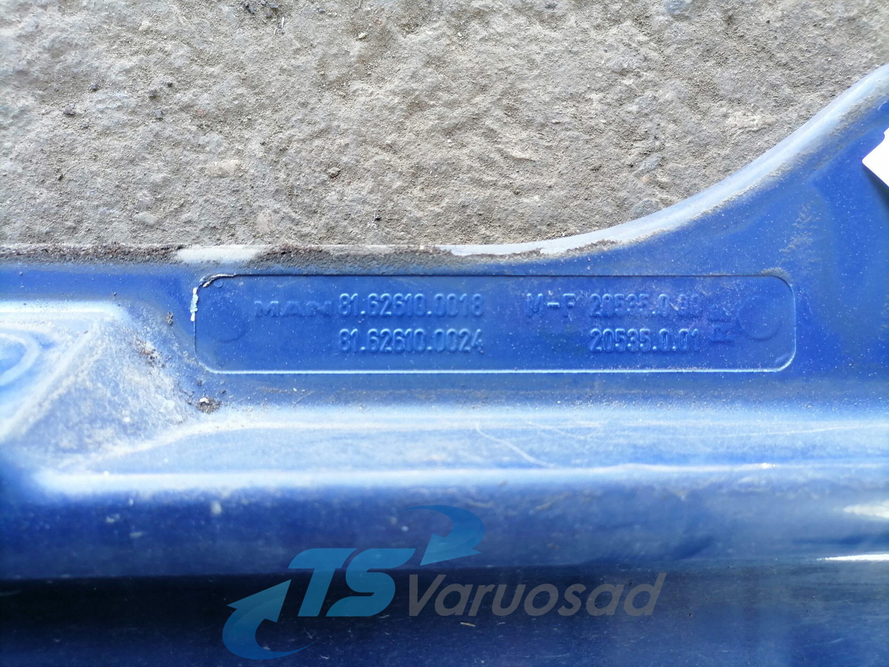 MAN Ukse pikendus, parem 81626100018 - Cửa và phụ tùng cho Xe tải: hình 2 MAN Ukse pikendus, parem 81626100018 - Cửa và phụ tùng cho Xe tải: hình 2