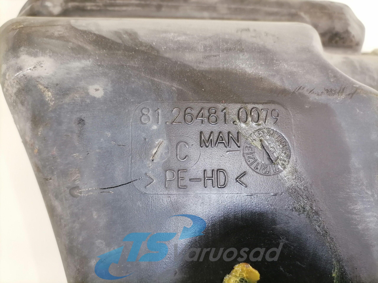 MAN Windscreen washer fluid tank 81264810079 - Cần gạt nước cho Xe tải: hình 3 MAN Windscreen washer fluid tank 81264810079 - Cần gạt nước cho Xe tải: hình 3