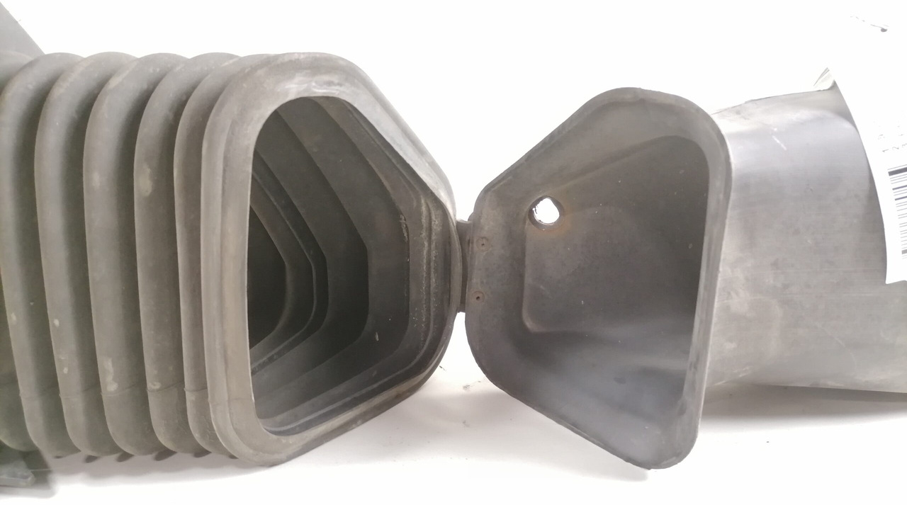 Scania Air intake 1363392 - Hệ thống nạp khí cho Xe tải: hình 3 Scania Air intake 1363392 - Hệ thống nạp khí cho Xe tải: hình 3