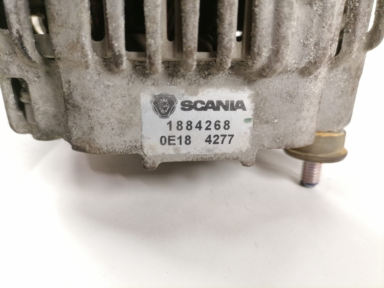 Scania Alternator 1884268 - Máy phát điện cho Xe tải: hình 2 Scania Alternator 1884268 - Máy phát điện cho Xe tải: hình 2