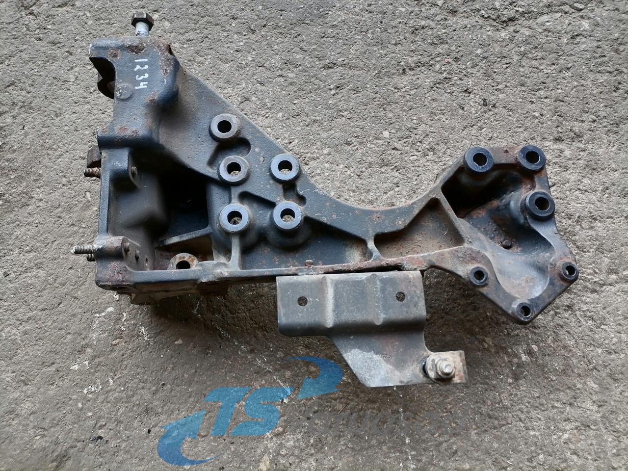 Scania Bracket 1727270 - Khung/ Sườn cho Xe tải: hình 2 Scania Bracket 1727270 - Khung/ Sườn cho Xe tải: hình 2