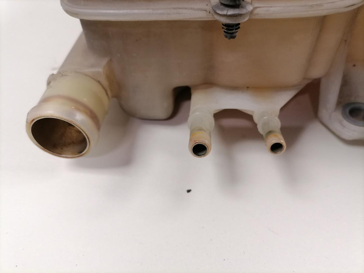 Scania Expansion tank 2545033 - Phụ tùng chung cho Xe tải: hình 2 Scania Expansion tank 2545033 - Phụ tùng chung cho Xe tải: hình 2