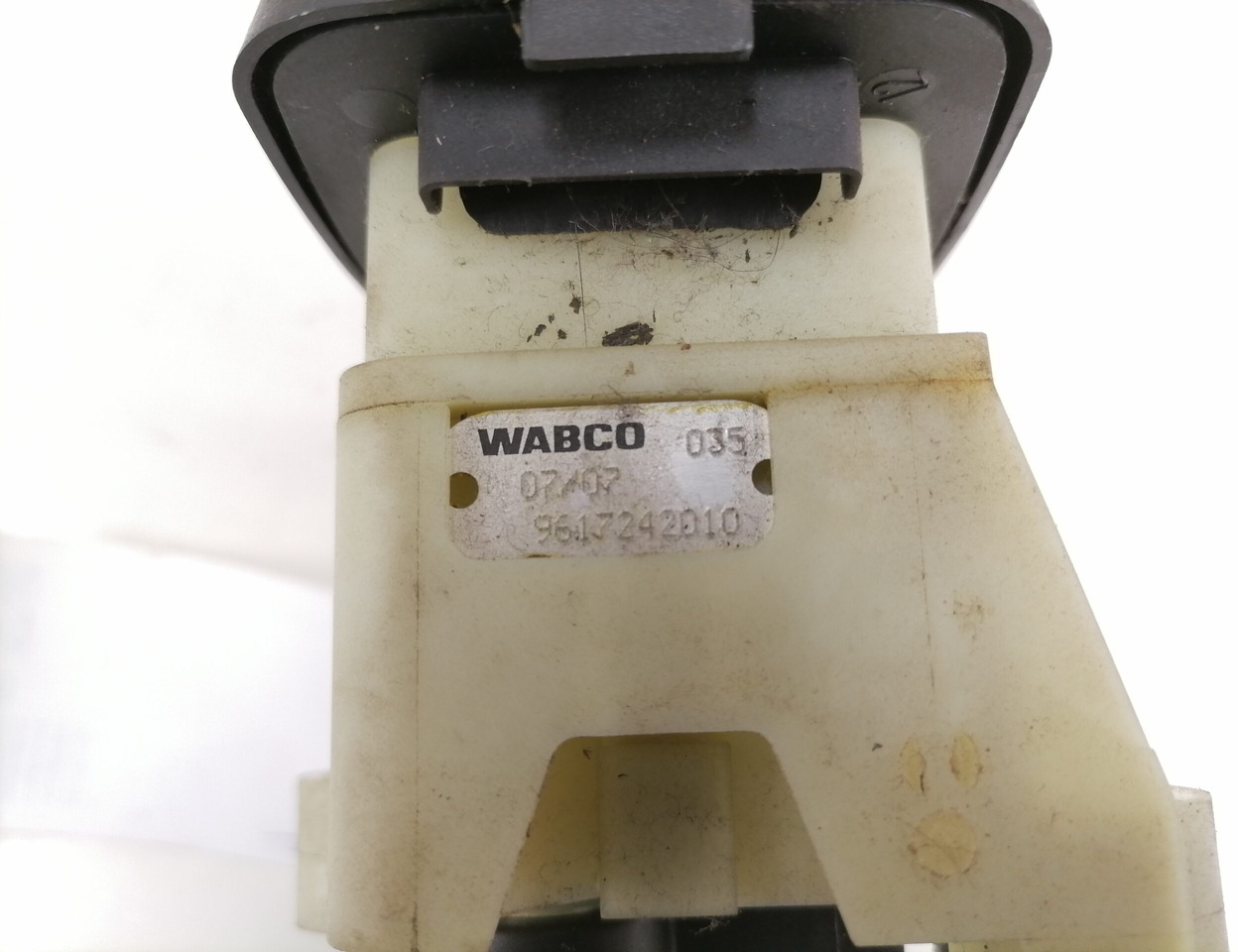 Scania Handbrake control lever 1774969 - Phụ tùng chung cho Xe tải: hình 5 Scania Handbrake control lever 1774969 - Phụ tùng chung cho Xe tải: hình 5