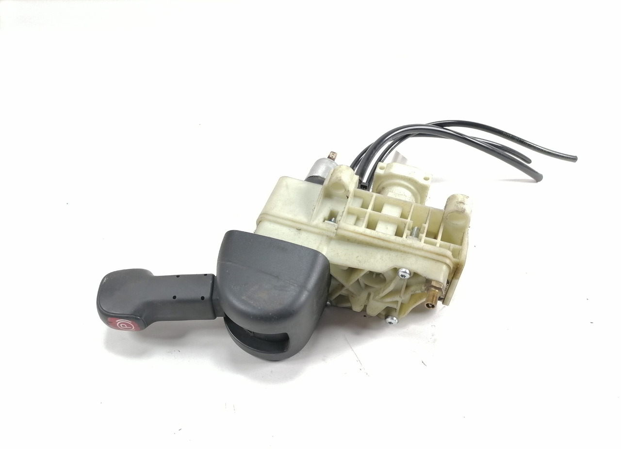 Scania Handbrake control lever 1774972 - Phụ tùng chung cho Xe tải: hình 1 Scania Handbrake control lever 1774972 - Phụ tùng chung cho Xe tải: hình 1