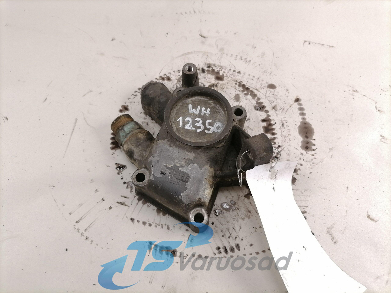 Scania Jahutusvedeliku flants 1549168 - Hệ thống làm mát cho Xe tải: hình 1 Scania Jahutusvedeliku flants 1549168 - Hệ thống làm mát cho Xe tải: hình 1