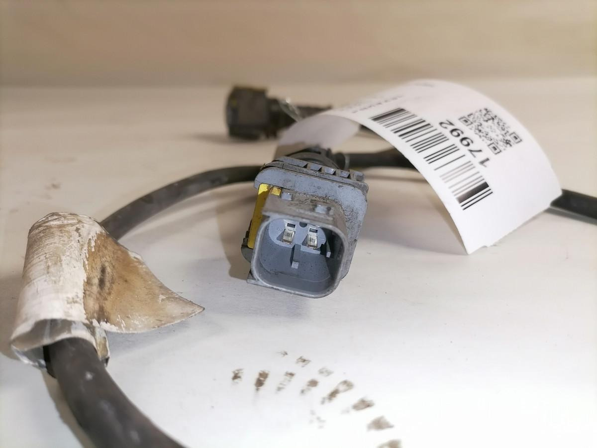 Scania Juhtmestik, AdBlue 2183132 - Hệ thống nhiên liệu cho Xe tải: hình 3 Scania Juhtmestik, AdBlue 2183132 - Hệ thống nhiên liệu cho Xe tải: hình 3