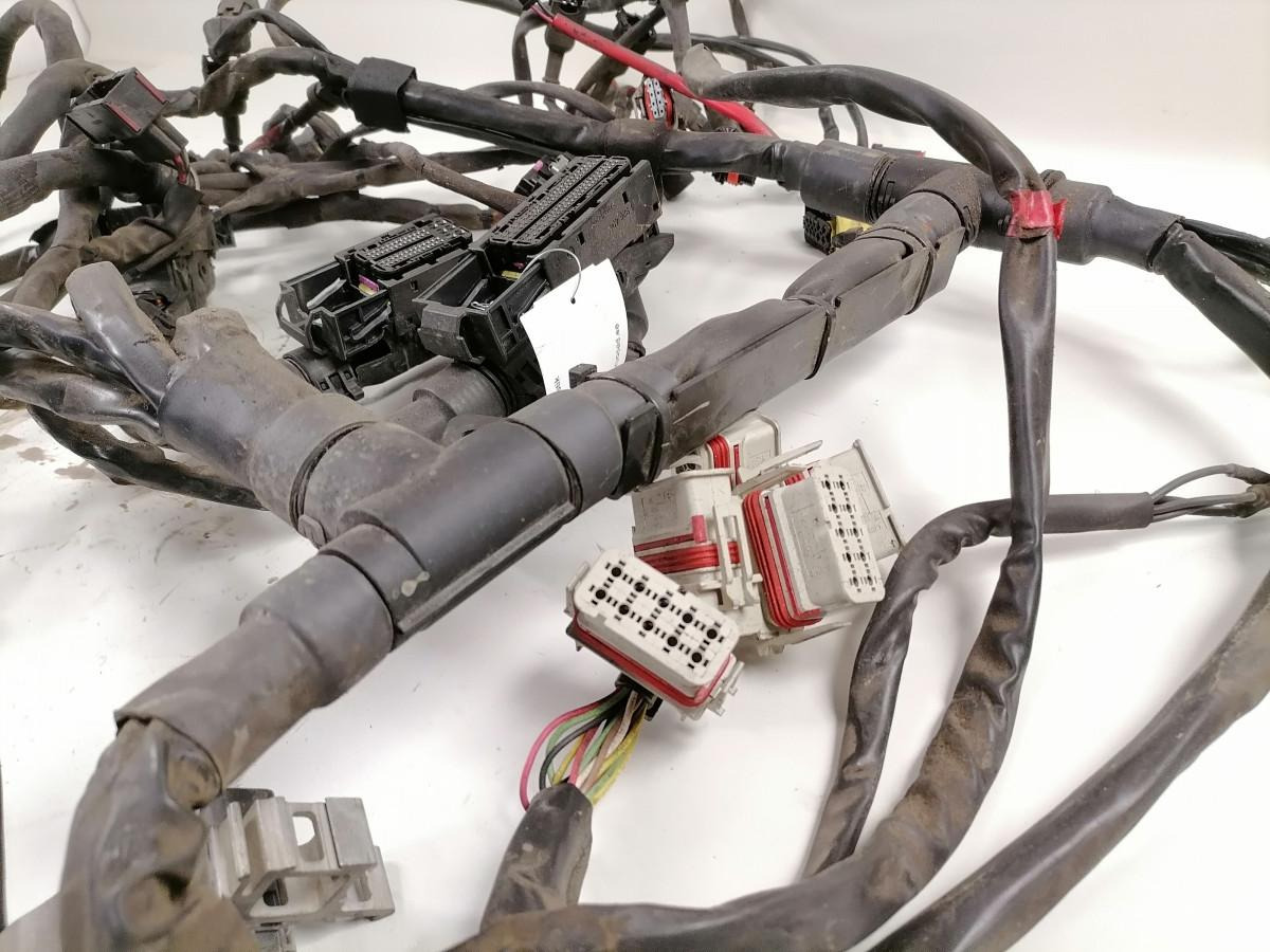 Scania Mootori juhtmestik 2800208 - Phụ tùng chung cho Xe tải: hình 4 Scania Mootori juhtmestik 2800208 - Phụ tùng chung cho Xe tải: hình 4