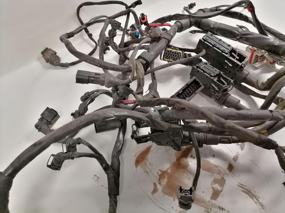 Scania Mootori juhtmestik 2800208 - Phụ tùng chung cho Xe tải: hình 3 Scania Mootori juhtmestik 2800208 - Phụ tùng chung cho Xe tải: hình 3