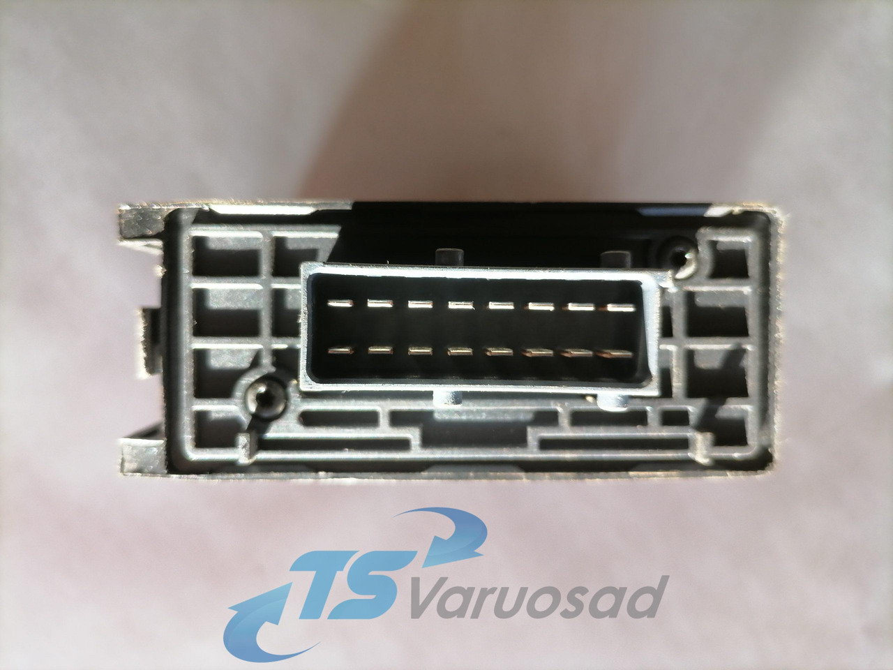 Scania Relay 1532526 - Rơ le cho Xe tải: hình 3 Scania Relay 1532526 - Rơ le cho Xe tải: hình 3