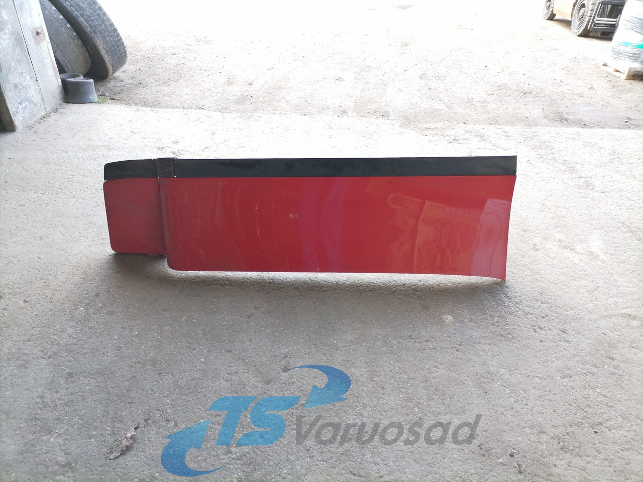 Scania Scania cab wind deflector, right side 1534229 - Khí động học/ Spoiler cho Xe tải: hình 1 Scania Scania cab wind deflector, right side 1534229 - Khí động học/ Spoiler cho Xe tải: hình 1