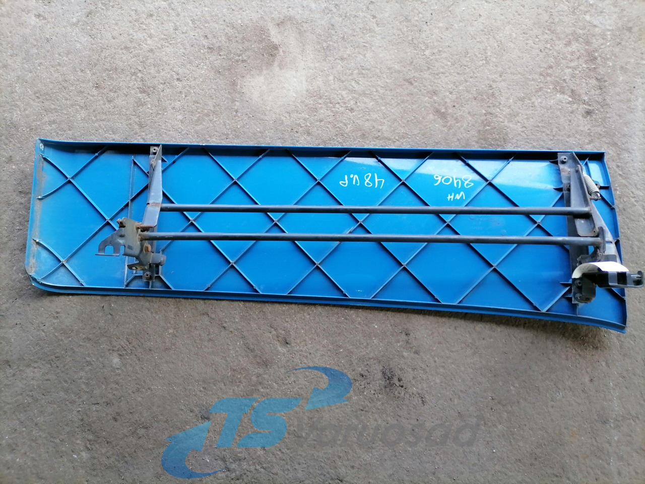 Scania Scania kabiini tuulesuunaja, vasak külg 1348521 - Khí động học/ Spoiler cho Xe tải: hình 5 Scania Scania kabiini tuulesuunaja, vasak külg 1348521 - Khí động học/ Spoiler cho Xe tải: hình 5