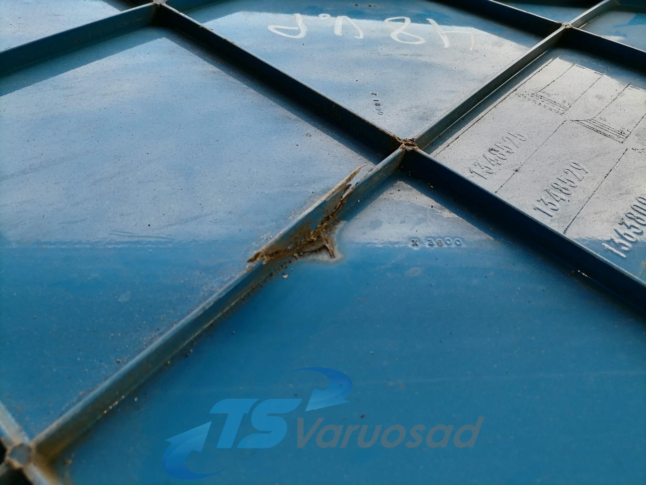 Scania Scania kabiini tuulesuunaja, vasak külg 1348521 - Khí động học/ Spoiler cho Xe tải: hình 4 Scania Scania kabiini tuulesuunaja, vasak külg 1348521 - Khí động học/ Spoiler cho Xe tải: hình 4