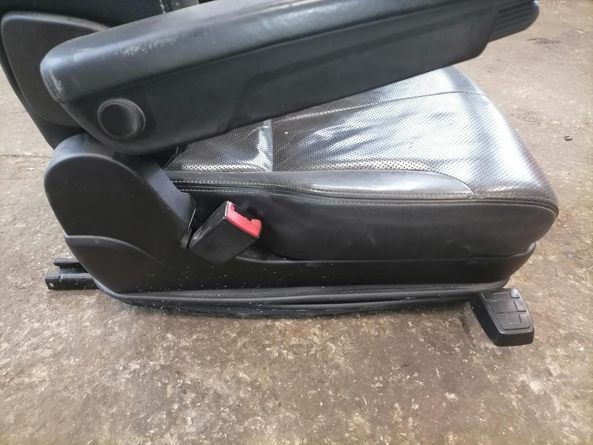 Scania Seat 2601037 - Chỗ ngồi cho Xe tải: hình 4 Scania Seat 2601037 - Chỗ ngồi cho Xe tải: hình 4
