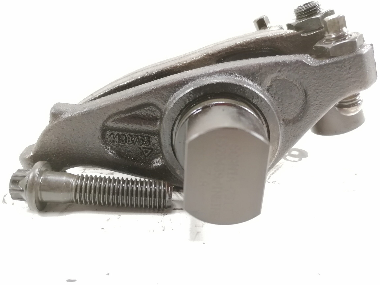 Scania Set of rockers with shaft 1520439 - Phụ tùng chung cho Xe tải: hình 4 Scania Set of rockers with shaft 1520439 - Phụ tùng chung cho Xe tải: hình 4