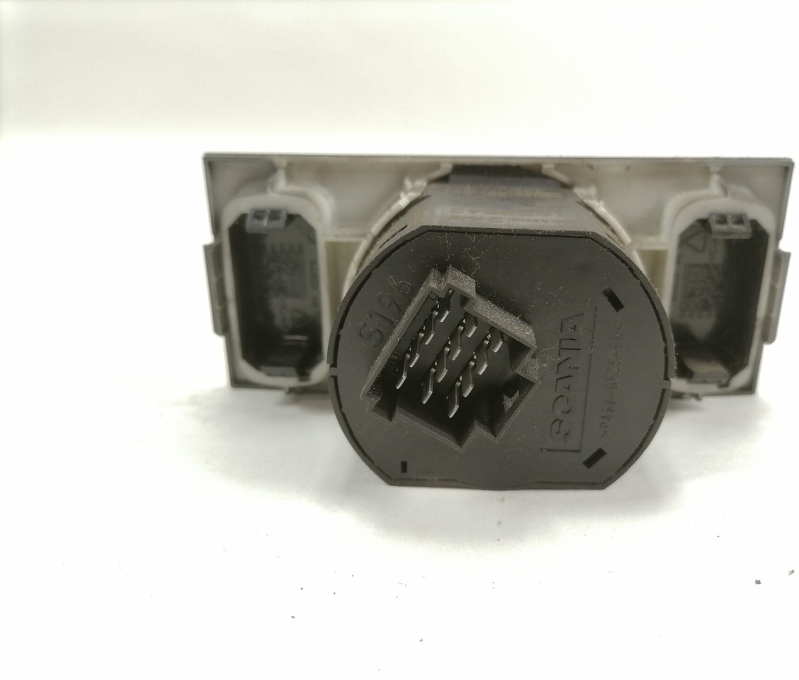 Scania Switch 1899842 - Cabin cho Xe tải: hình 2 Scania Switch 1899842 - Cabin cho Xe tải: hình 2