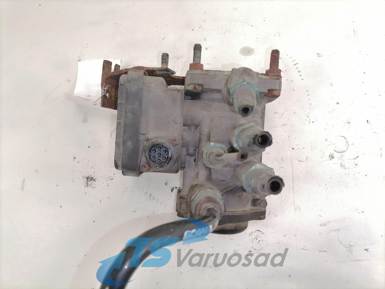 Scania Trailer brake pressure control 1879274 - Van phanh cho Xe tải: hình 2 Scania Trailer brake pressure control 1879274 - Van phanh cho Xe tải: hình 2
