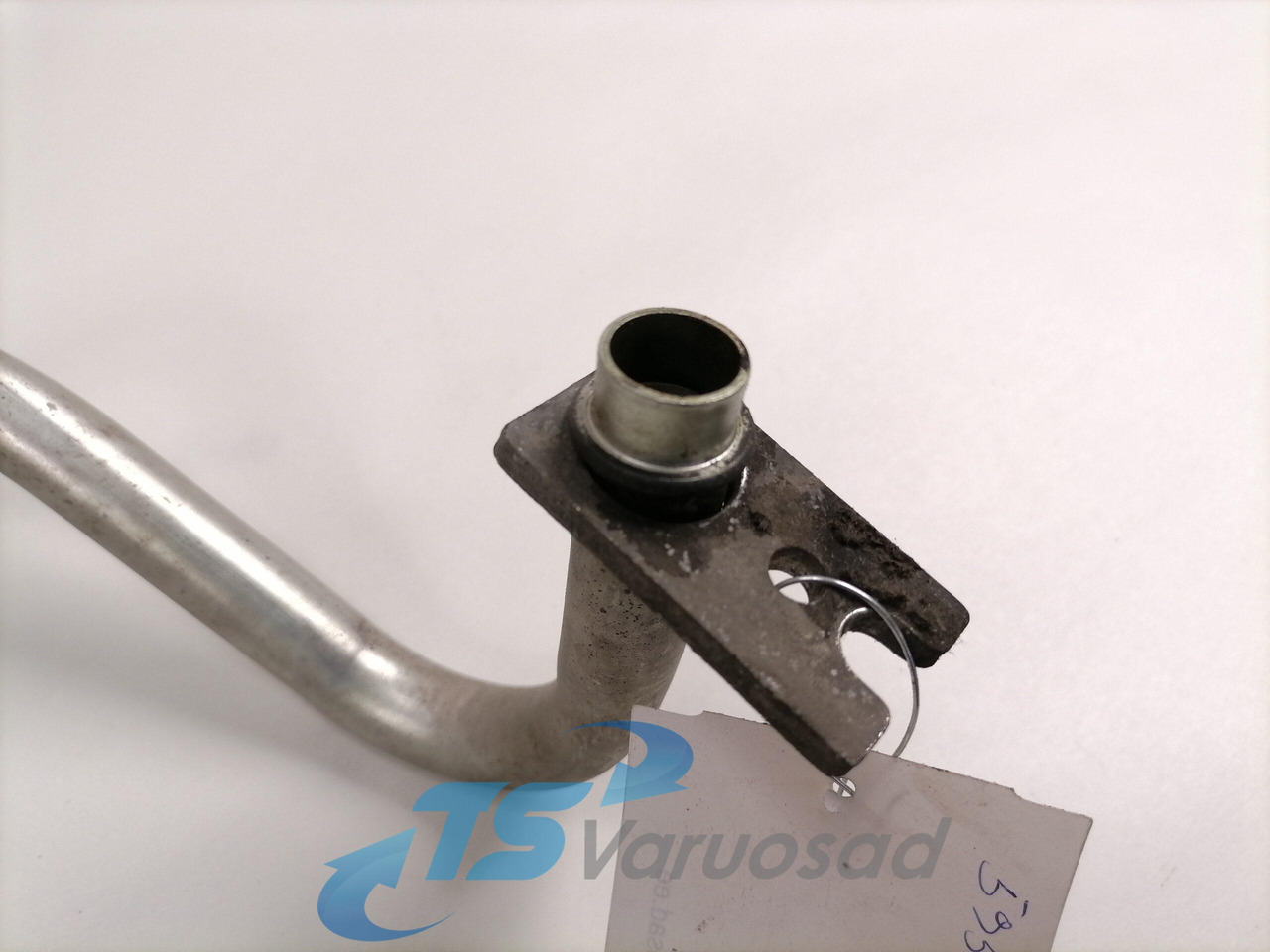 Volvo A/C pipe 20752895 - Cấp nhiệt/ Thông gió cho Xe tải: hình 3 Volvo A/C pipe 20752895 - Cấp nhiệt/ Thông gió cho Xe tải: hình 3