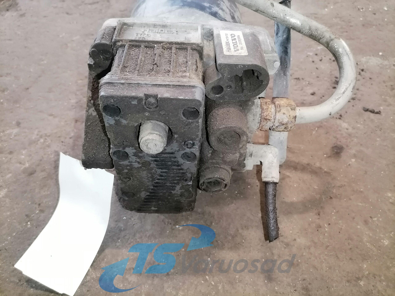 Volvo Air dryer 20393894 - Van phanh cho Xe tải: hình 2 Volvo Air dryer 20393894 - Van phanh cho Xe tải: hình 2