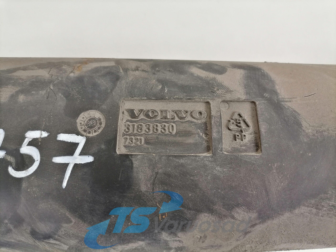 Volvo Air intake 3183830 - Hệ thống nạp khí cho Xe tải: hình 4 Volvo Air intake 3183830 - Hệ thống nạp khí cho Xe tải: hình 4