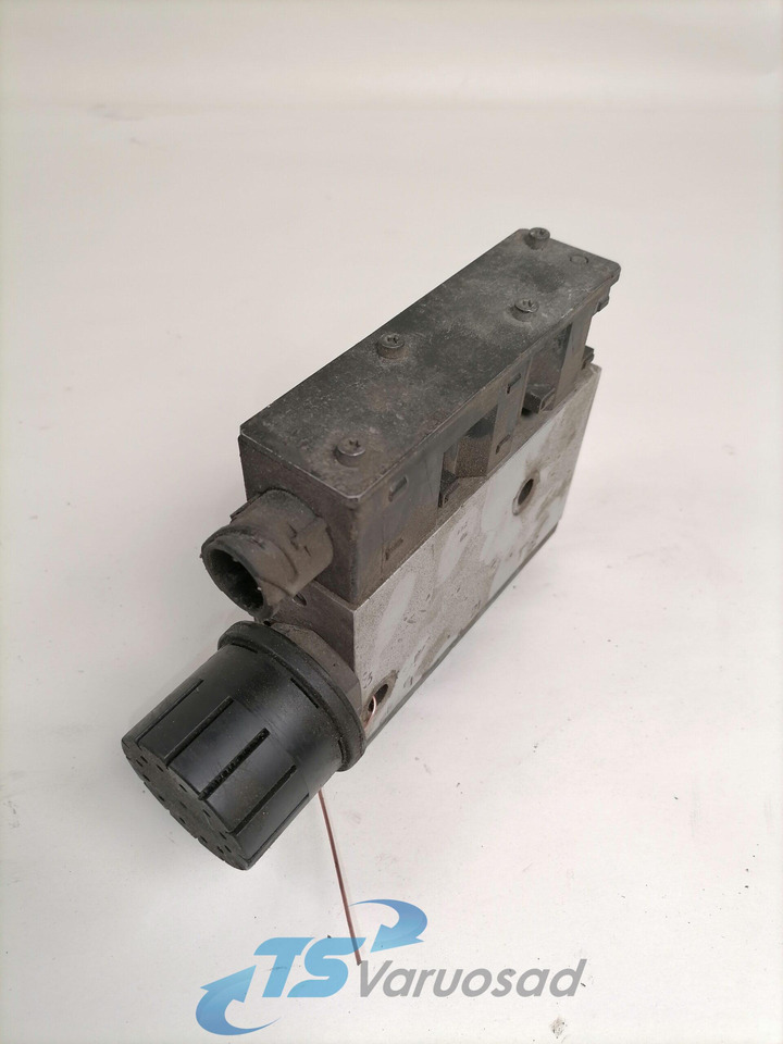 Volvo Air suspension control valve, ECAS 3944716 - Van phanh cho Xe tải: hình 3 Volvo Air suspension control valve, ECAS 3944716 - Van phanh cho Xe tải: hình 3