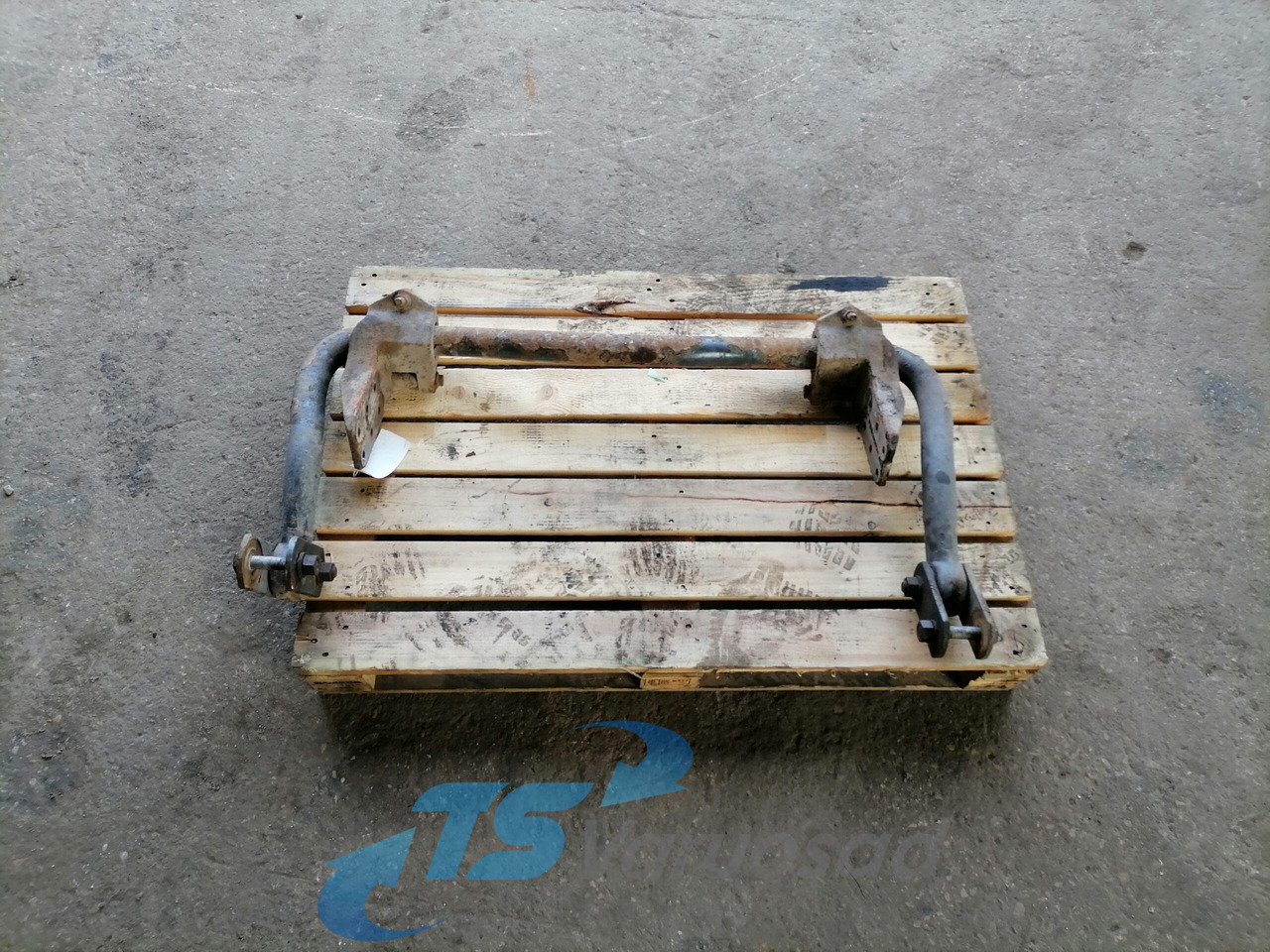 Volvo Anti-roll bar 20726581 - Thanh cân bằng xe bán tải cho Xe tải: hình 1 Volvo Anti-roll bar 20726581 - Thanh cân bằng xe bán tải cho Xe tải: hình 1