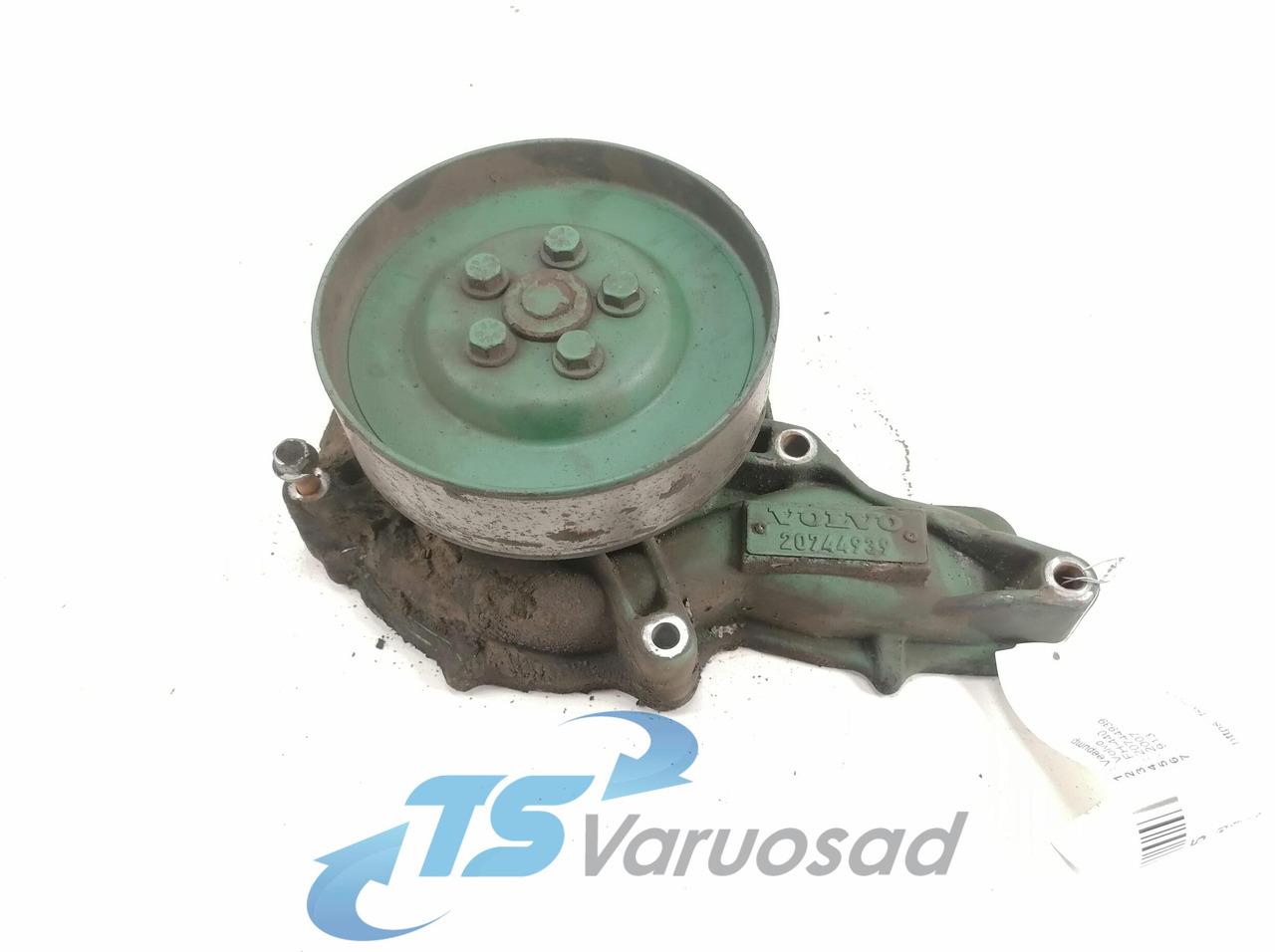 Volvo Cooling pump 20744939 - Máy bơm nước cho Xe tải: hình 1 Volvo Cooling pump 20744939 - Máy bơm nước cho Xe tải: hình 1