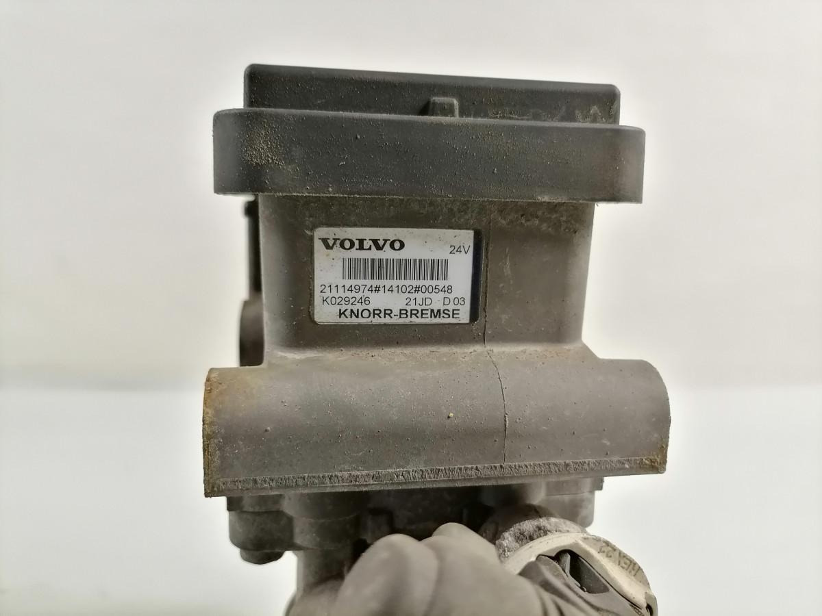 Volvo EBS brake valve 21114974 - Van phanh cho Xe tải: hình 5 Volvo EBS brake valve 21114974 - Van phanh cho Xe tải: hình 5