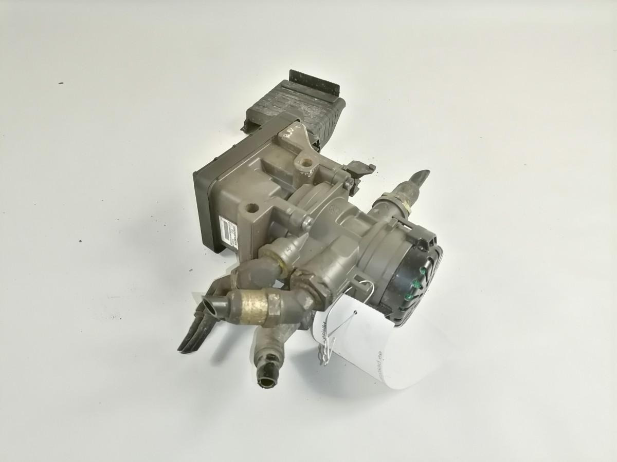Volvo EBS brake valve K102311 - Van phanh cho Xe tải: hình 2 Volvo EBS brake valve K102311 - Van phanh cho Xe tải: hình 2