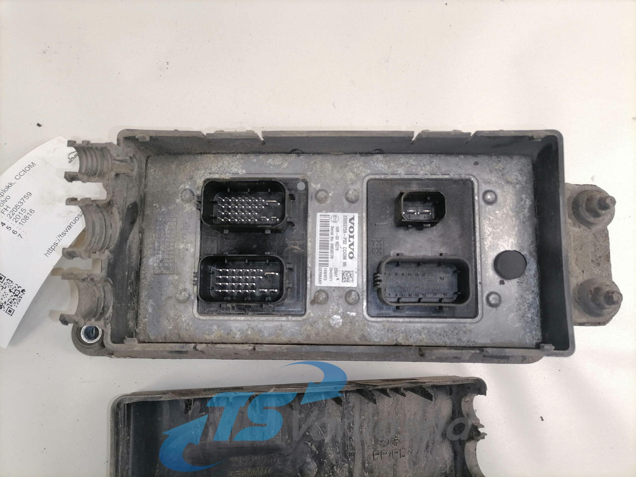 Volvo Ecu CCIOM 22053759 - ECU cho Xe tải: hình 5 Volvo Ecu CCIOM 22053759 - ECU cho Xe tải: hình 5