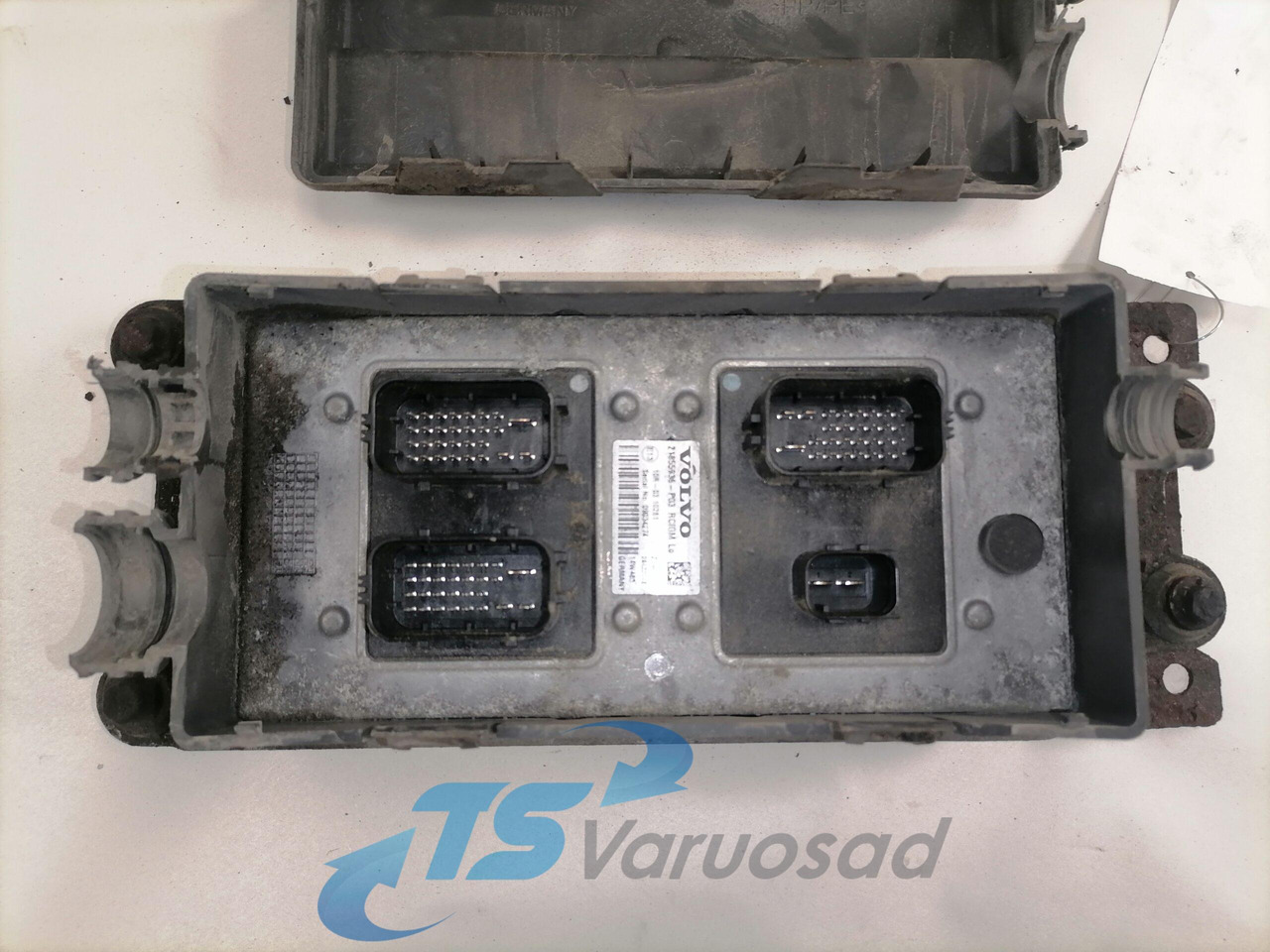 Volvo Ecu RCIOM 21855936 - ECU cho Xe tải: hình 2 Volvo Ecu RCIOM 21855936 - ECU cho Xe tải: hình 2