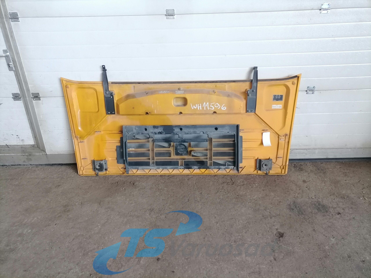 Volvo Grille panel 20360266 - Lưới tản nhiệt cho Xe tải: hình 2 Volvo Grille panel 20360266 - Lưới tản nhiệt cho Xe tải: hình 2