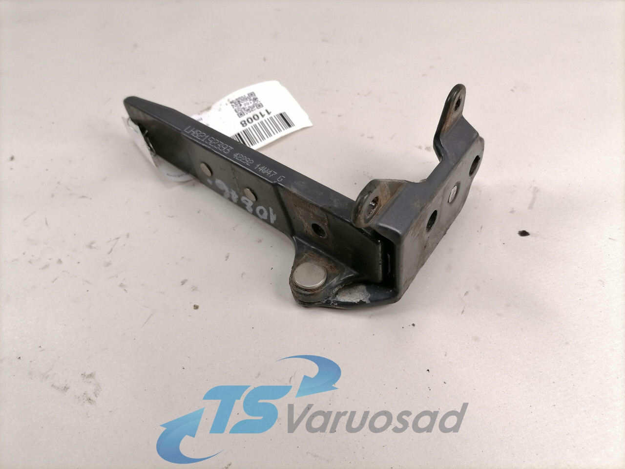 Volvo Iluvõre kandurhing 82192393 - Lưới tản nhiệt cho Xe tải: hình 2 Volvo Iluvõre kandurhing 82192393 - Lưới tản nhiệt cho Xe tải: hình 2