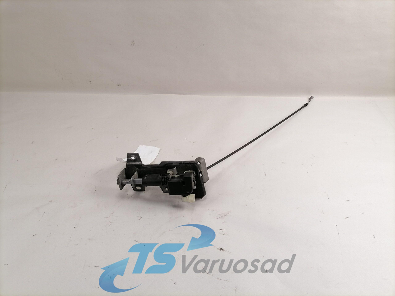 Volvo Iluvõre lukk 82208559 - Lưới tản nhiệt cho Xe tải: hình 1 Volvo Iluvõre lukk 82208559 - Lưới tản nhiệt cho Xe tải: hình 1