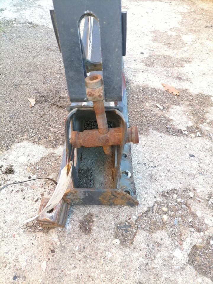 Volvo Kütusepaagi kandur, Volvo 20721537 - Bình nhiên liệu cho Xe tải: hình 4 Volvo Kütusepaagi kandur, Volvo 20721537 - Bình nhiên liệu cho Xe tải: hình 4