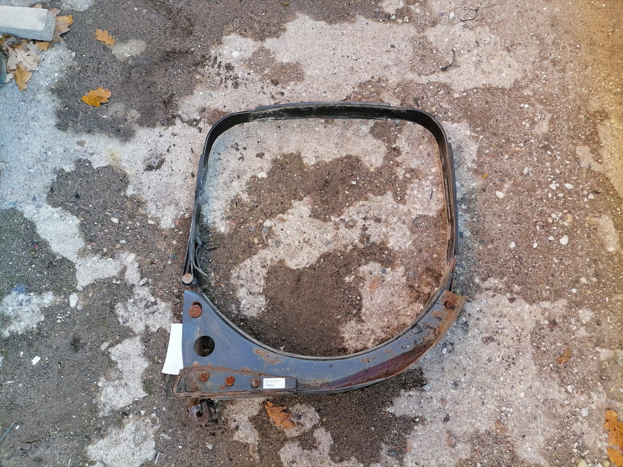 Volvo Kütusepaagi kandur, Volvo 20721537 - Bình nhiên liệu cho Xe tải: hình 1 Volvo Kütusepaagi kandur, Volvo 20721537 - Bình nhiên liệu cho Xe tải: hình 1