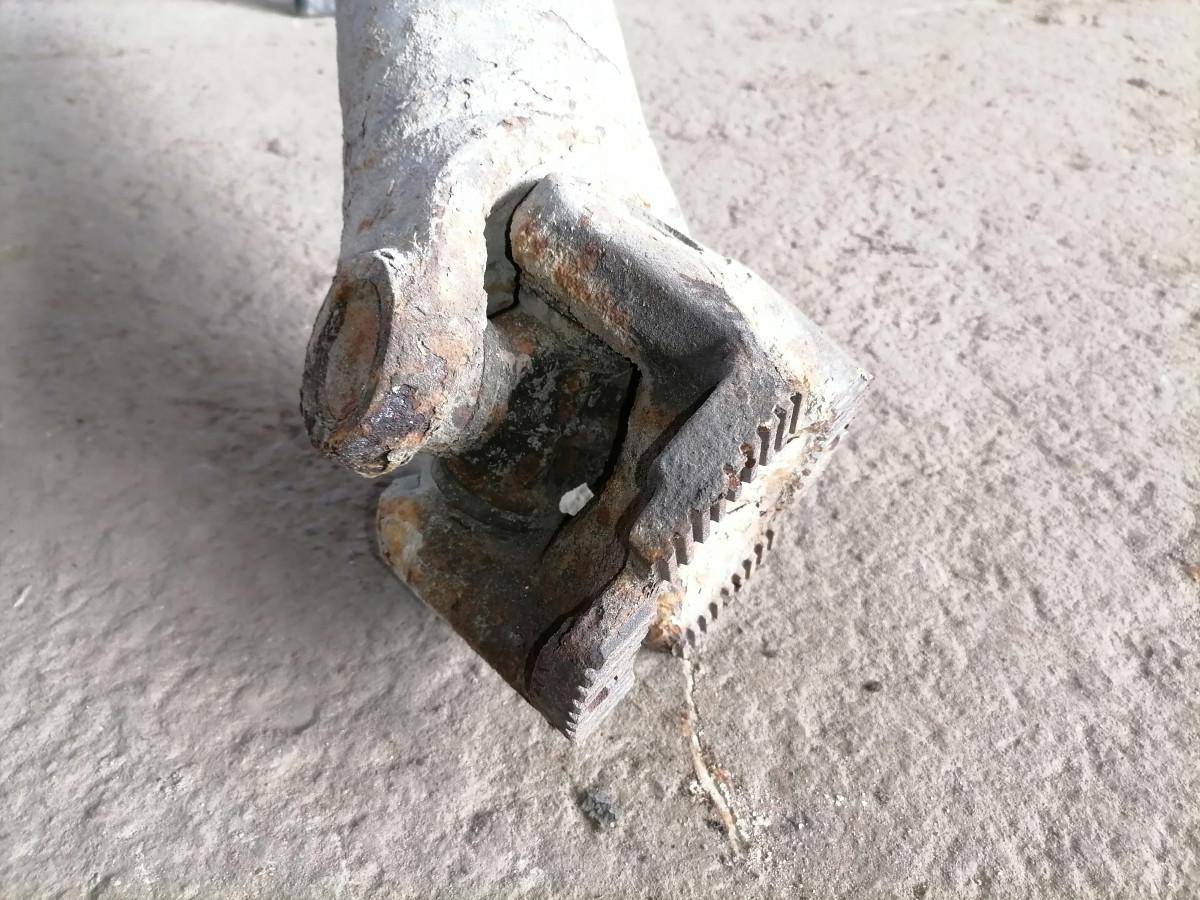 Volvo Propeller shaft 20735088 - Trục các đăng cho Xe tải: hình 3 Volvo Propeller shaft 20735088 - Trục các đăng cho Xe tải: hình 3