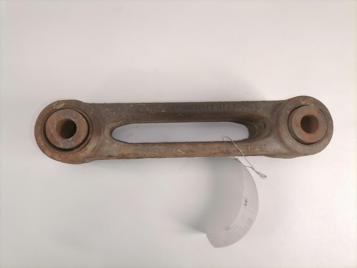 Volvo Spring shackle 25379252 - Hệ thống treo cho Xe tải: hình 4 Volvo Spring shackle 25379252 - Hệ thống treo cho Xe tải: hình 4