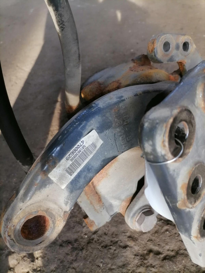 Volvo Steering box 20901108 - Cơ cấu lái cho Xe tải: hình 4 Volvo Steering box 20901108 - Cơ cấu lái cho Xe tải: hình 4