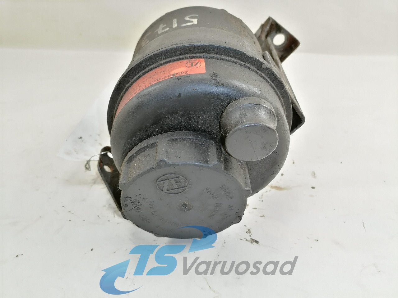Volvo Steering oil tank+ bracket 1592945 - Ống lái cho Xe tải: hình 2 Volvo Steering oil tank+ bracket 1592945 - Ống lái cho Xe tải: hình 2
