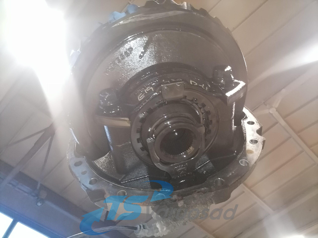 Volvo Volvo reduktor RSS1344D 2,47 21551082 - Mô tơ di chuyển cho Xe tải: hình 5 Volvo Volvo reduktor RSS1344D 2,47 21551082 - Mô tơ di chuyển cho Xe tải: hình 5