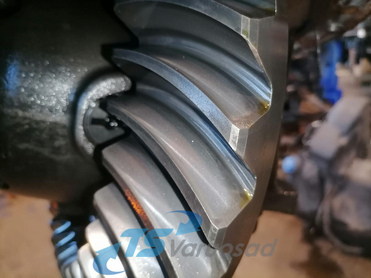 Volvo Volvo reduktor RSS1344D 2,47 21551082 - Mô tơ di chuyển cho Xe tải: hình 4 Volvo Volvo reduktor RSS1344D 2,47 21551082 - Mô tơ di chuyển cho Xe tải: hình 4