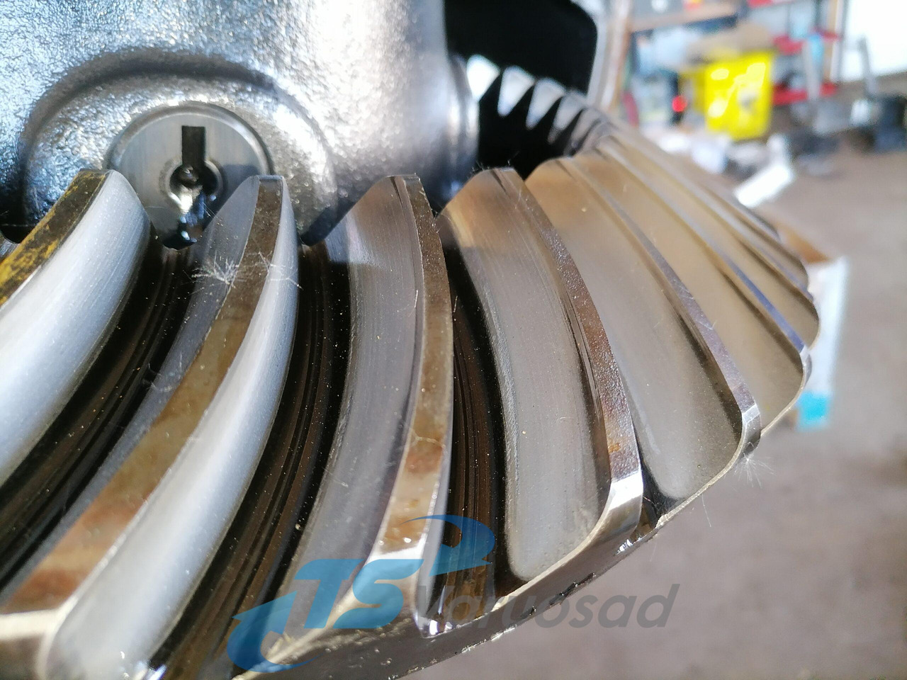 Volvo Volvo reduktor RSS1344D 2,47 21551082 - Mô tơ di chuyển cho Xe tải: hình 4 Volvo Volvo reduktor RSS1344D 2,47 21551082 - Mô tơ di chuyển cho Xe tải: hình 4