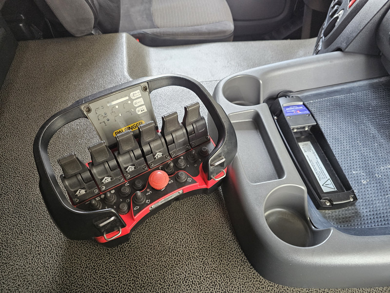 DAF CF 330 6x2 / PALFINGER CRANE / KRAN / CURTAIN - Xe cẩu tự hành: hình 3 DAF CF 330 6x2 / PALFINGER CRANE / KRAN / CURTAIN - Xe cẩu tự hành: hình 3