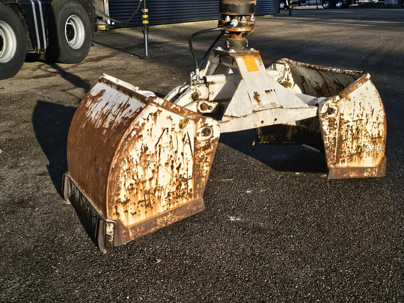 Cho thuê Terberg FM2850-T / 10x4 / PENZ CRANE / KRAN Terberg FM2850-T / 10x4 / PENZ CRANE / KRAN: hình 16 Cho thuê Terberg FM2850-T / 10x4 / PENZ CRANE / KRAN Terberg FM2850-T / 10x4 / PENZ CRANE / KRAN: hình 16