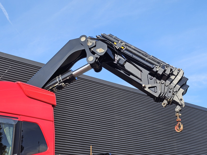 Volvo FH 16.650 8x4 / HIAB 105 t/m CRANE / KRAN - Xe tải thùng lửng/ Phẳng, Xe cẩu tự hành: hình 4 Volvo FH 16.650 8x4 / HIAB 105 t/m CRANE / KRAN - Xe tải thùng lửng/ Phẳng, Xe cẩu tự hành: hình 4